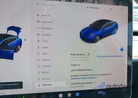 2019 Tesla Model 3 Long Range/Performance из США, поврежденный, VIN 5YJ3E1EB2KF194243
